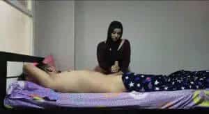 سكس محجبات – بنت محجبة راحت لشقة صديقها في الجامعة وخضت زبه وركبت عليه – سكس عربي